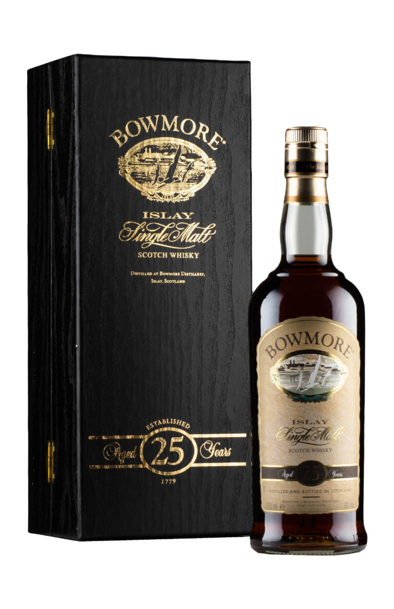 Bowmore 25 Year Old (Pre-2007 Bottling) Bowmore 25 Year Old (Pre-2007 Bottling)