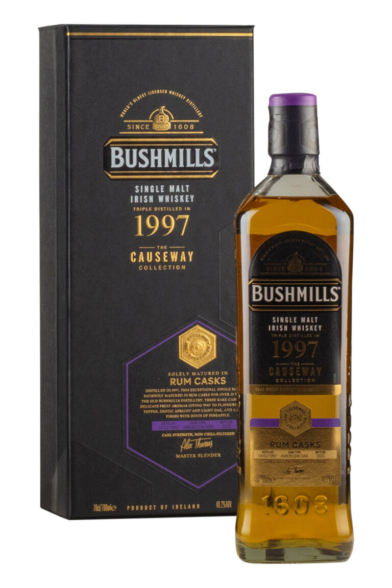 Bushmills 25 Year Old Causeway Collection Rum Cask 1997 Bushmills 25 Year Old Causeway Collection Rum Cask 1997